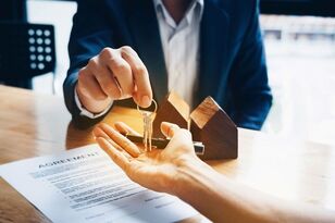 affordable real estate attorneys in stoney creek
